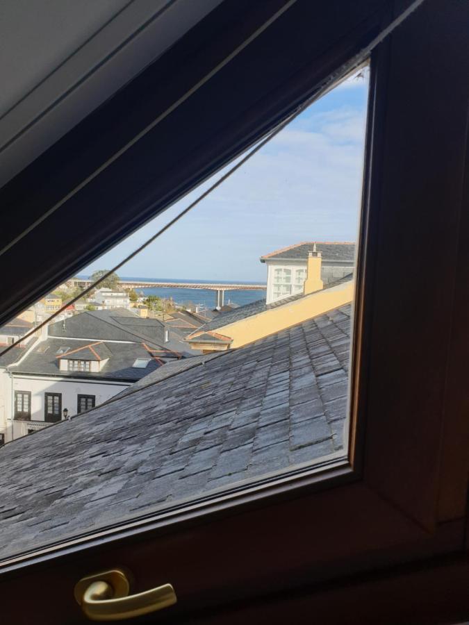Atico Cine Colon Appartement Ribadeo Buitenkant foto