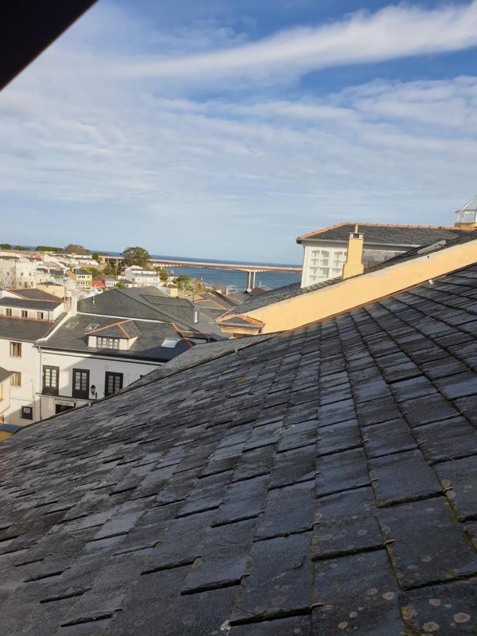 Atico Cine Colon Appartement Ribadeo Buitenkant foto