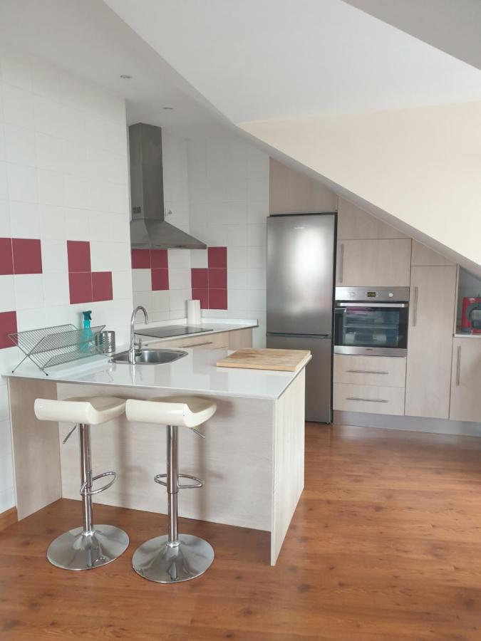 Atico Cine Colon Appartement Ribadeo Buitenkant foto
