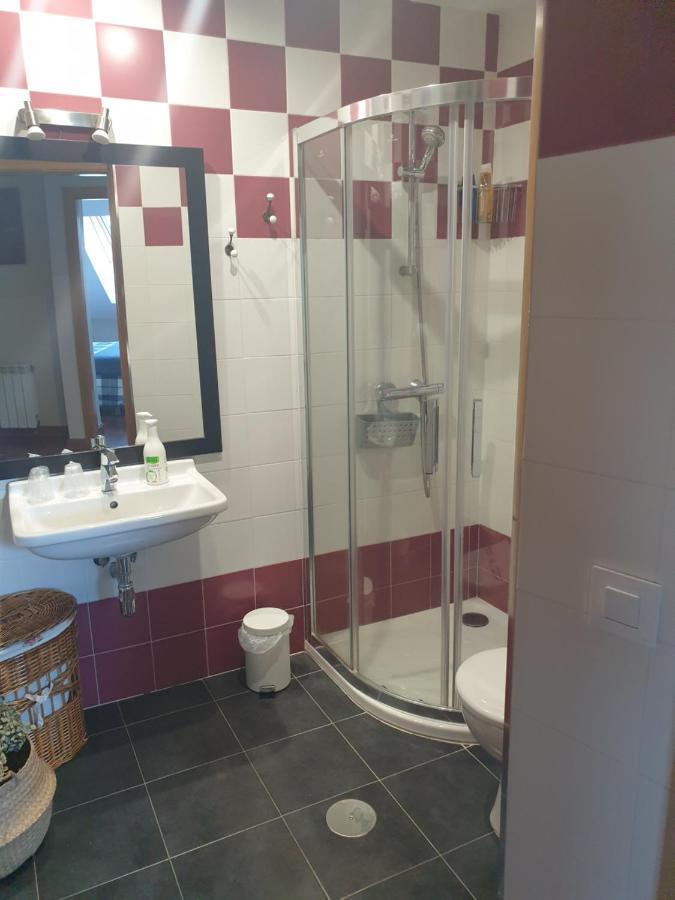Atico Cine Colon Appartement Ribadeo Buitenkant foto