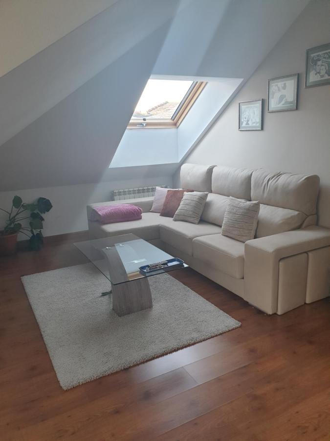 Atico Cine Colon Appartement Ribadeo Buitenkant foto